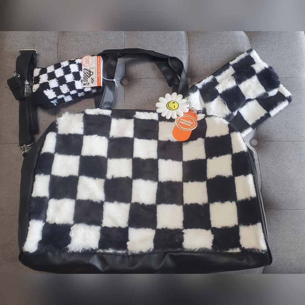 Wonder Nation Black and White Checkered Bag Set